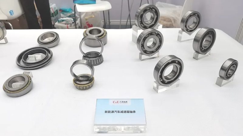 上海自动化设备轴承座批发：如何选择适合的座架**
